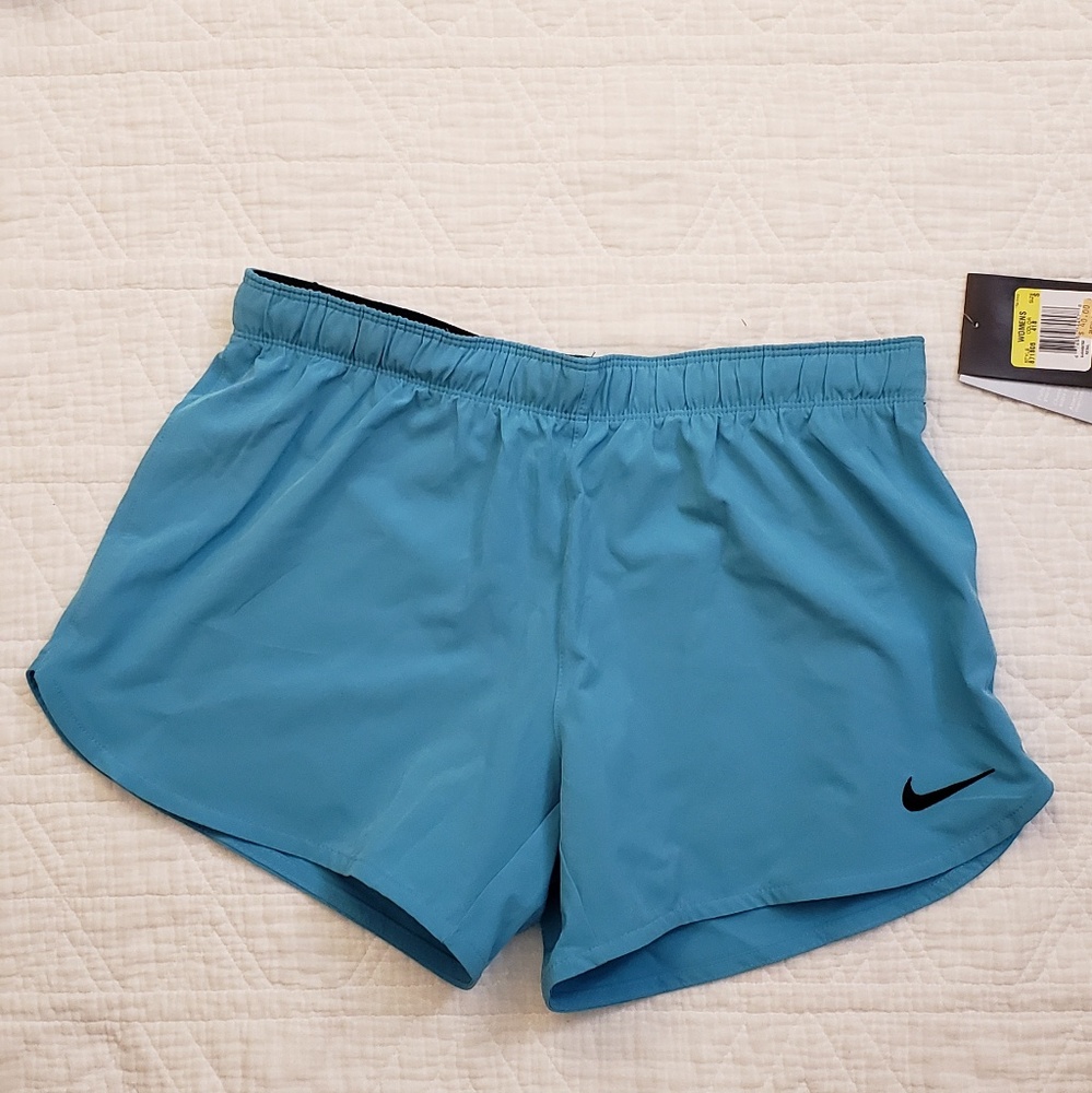 Brand new 3-inches Nike Dry-fit short